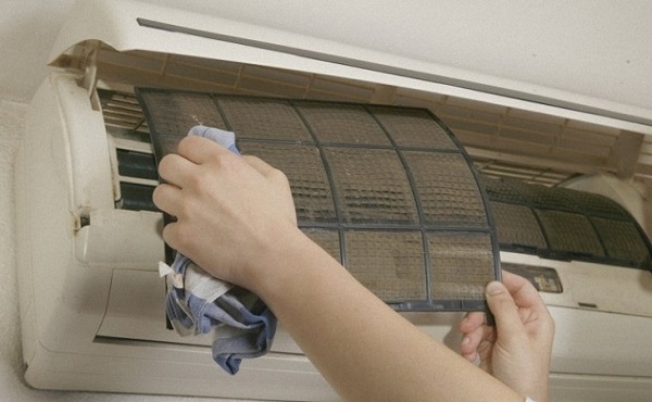 5 bước đơn giản vệ sinh máy lạnh tại nhà